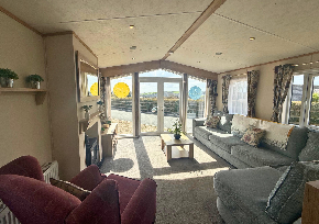 Carnaby Glenmoor Lodge